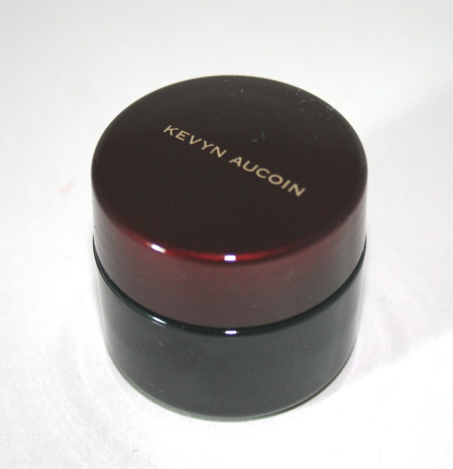 Kevyn Aucoin Sensual Skin Enhancer  pot