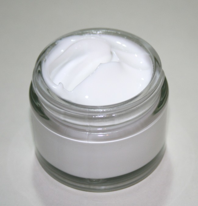 L'Occitane Shea Skincare Light Comforting Cream Review