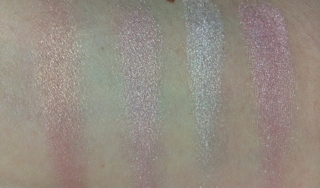 Makeup Revolution I Heart Makeup Triple Baked Blusher Blushing Hearts Swatches