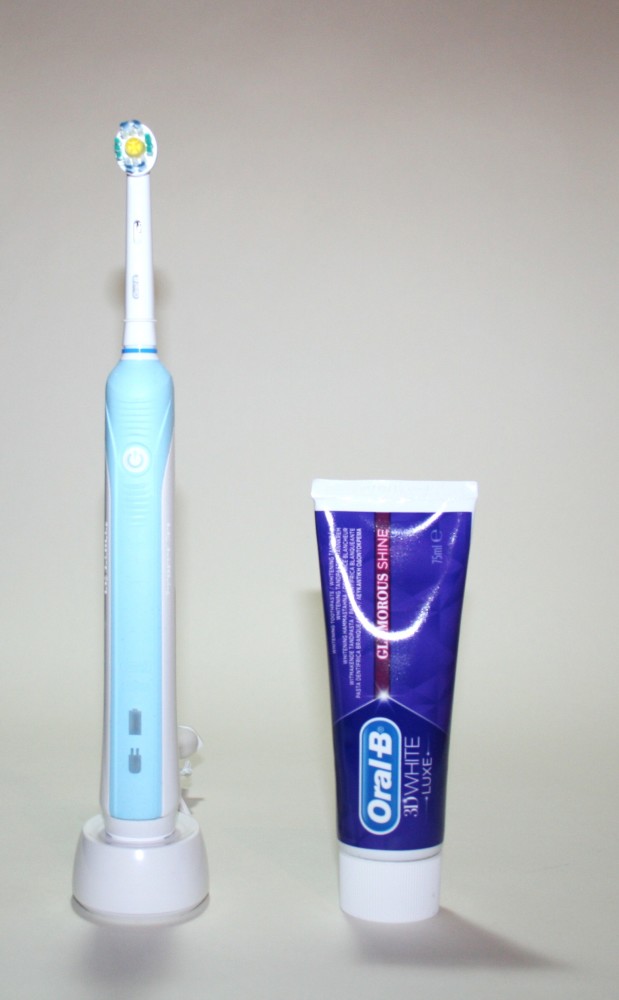 Oral B Pro 600 White & Clean Toothbrush Review