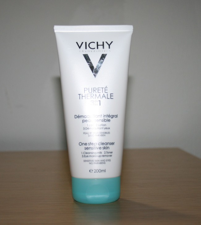 Vichy Purete Thermale One Step Cleanser Three in One Cream Review