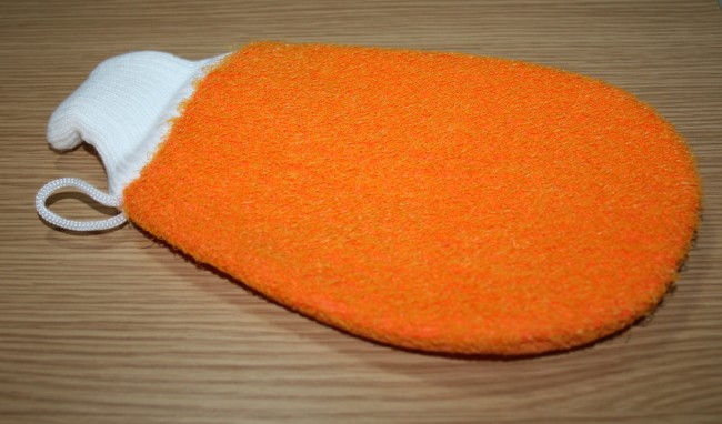 Calcot Super Smoothing Scrub Mitt