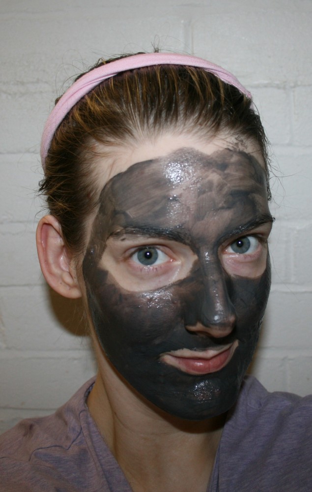 Clinique Pore Refining Solutions Charcoal Mask Acne Oily Skin