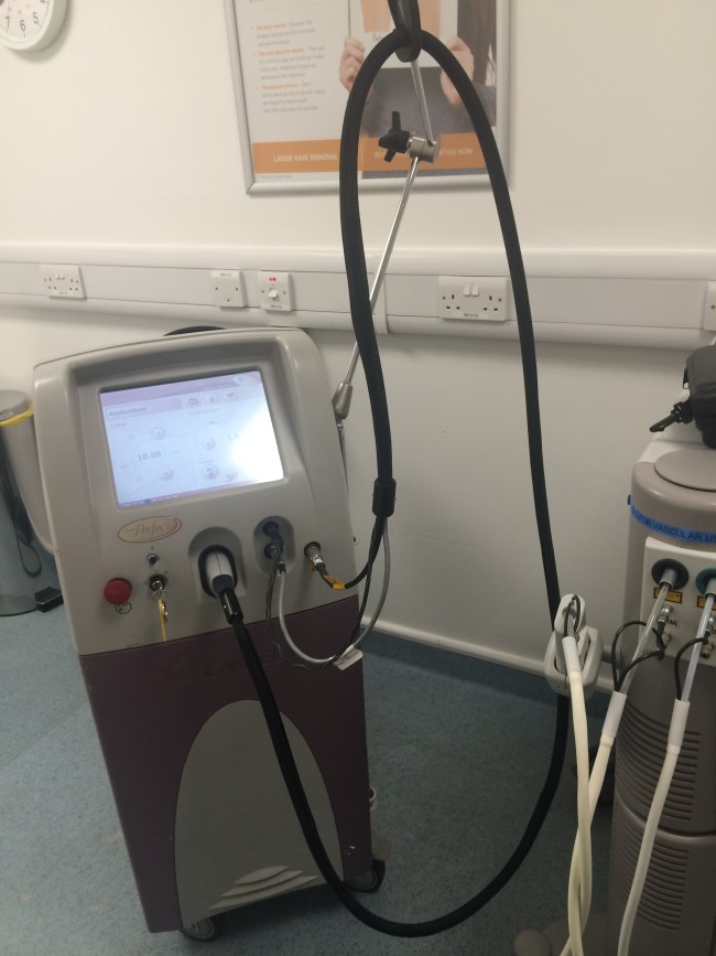 Skn Clinic Pulsed Dye Laser Machine Review