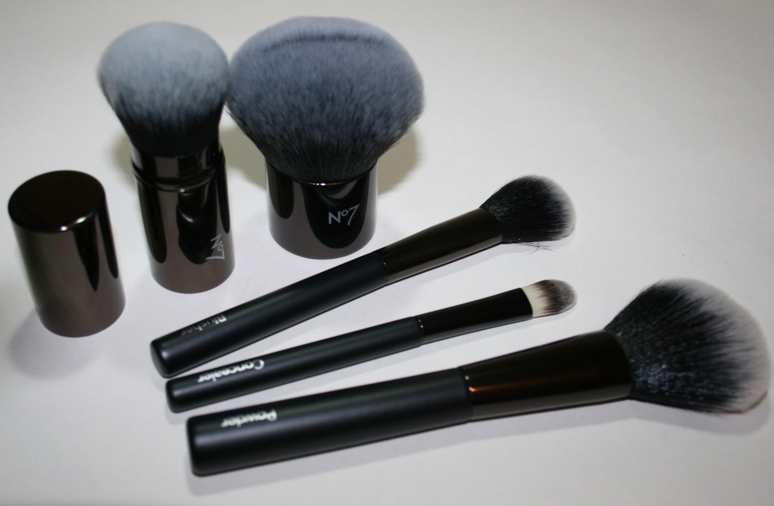 Quick Look: Relaunched Boots No7 Cosmetic Brushes