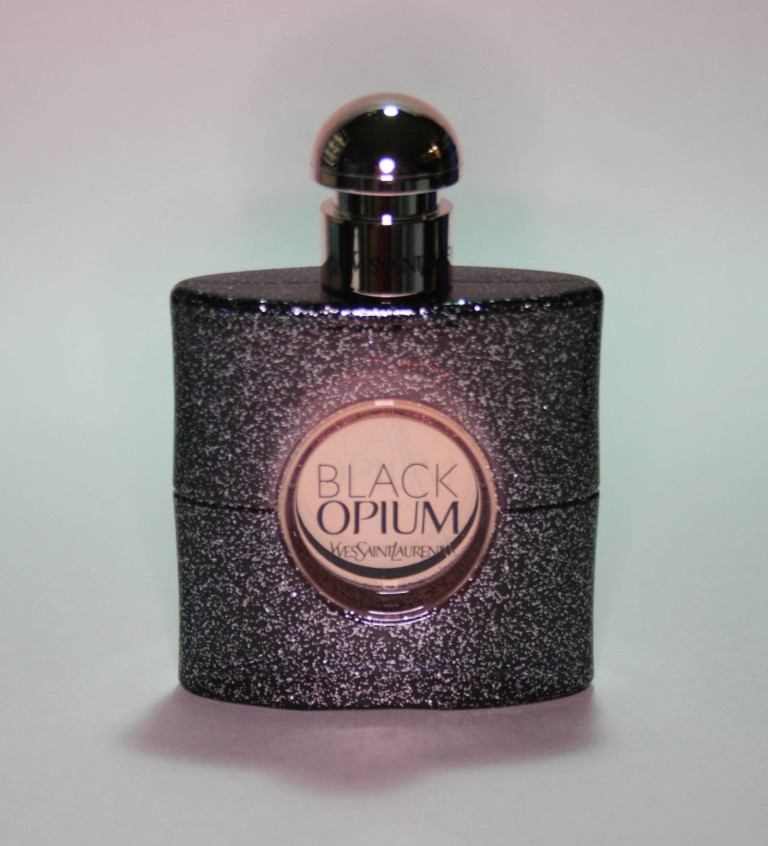 Fragrance Friday: YSL Black Opium Nuit Blanche