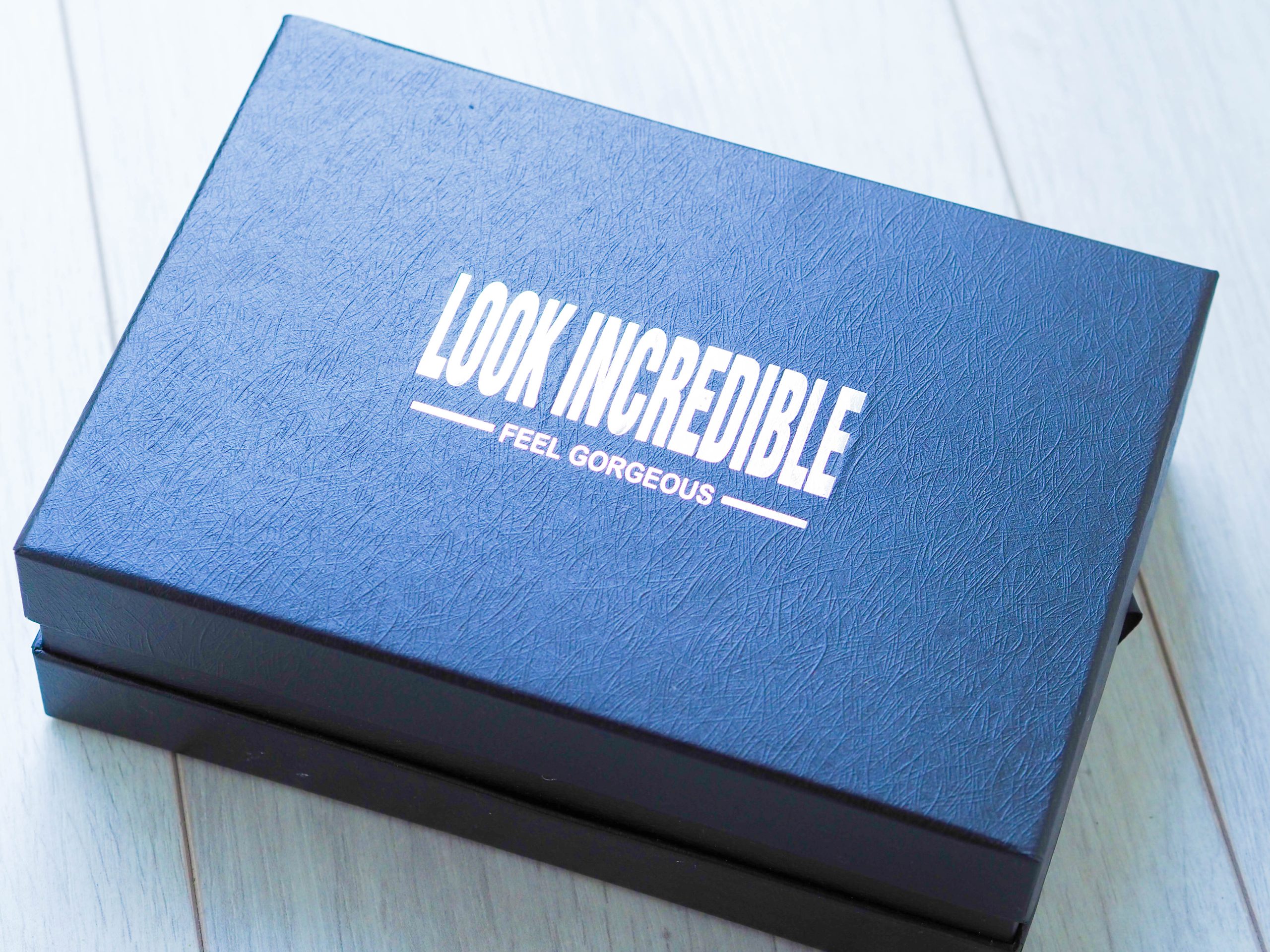 Look Incredible September 2019 Deluxe Edition Box